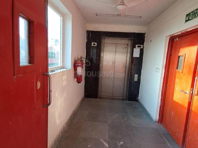 Flat for rent in South West Delhi, Deri