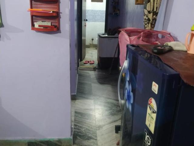 Flat for sale in West Delhi, Deri