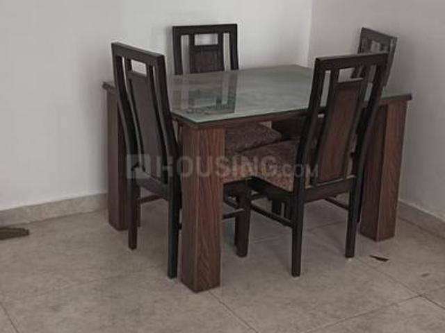 Flat for sale in North Delhi, Deri