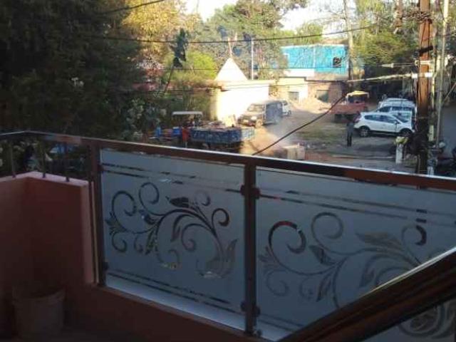 Flat for rent in Madya