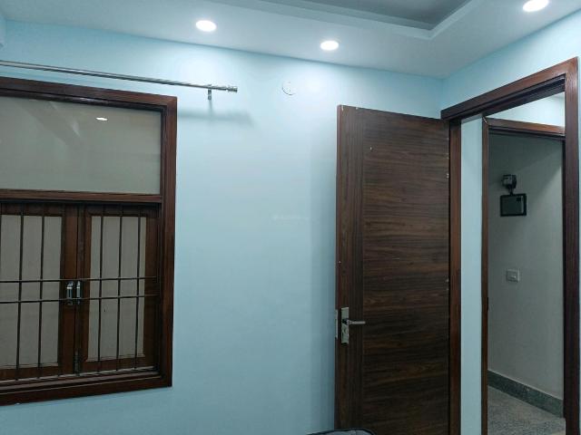 Flat for rent in South Delhi, Deri