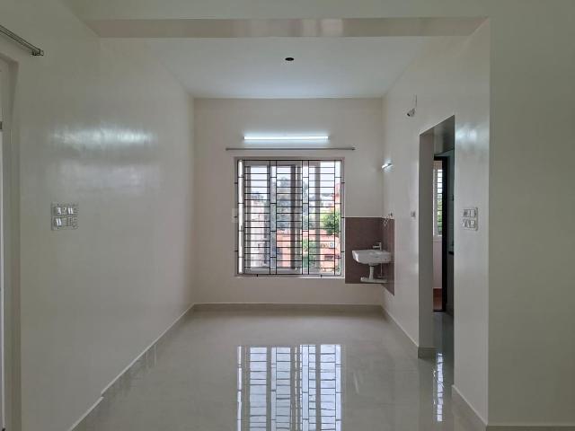 Flat for rent in Kodambakkam, Tamil Nadu