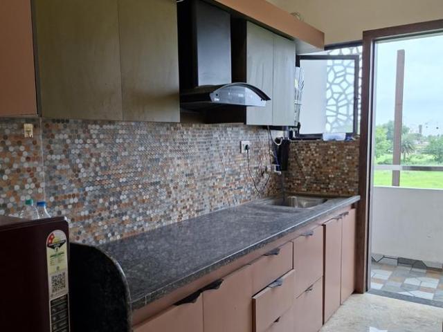 Flat for rent in Madya