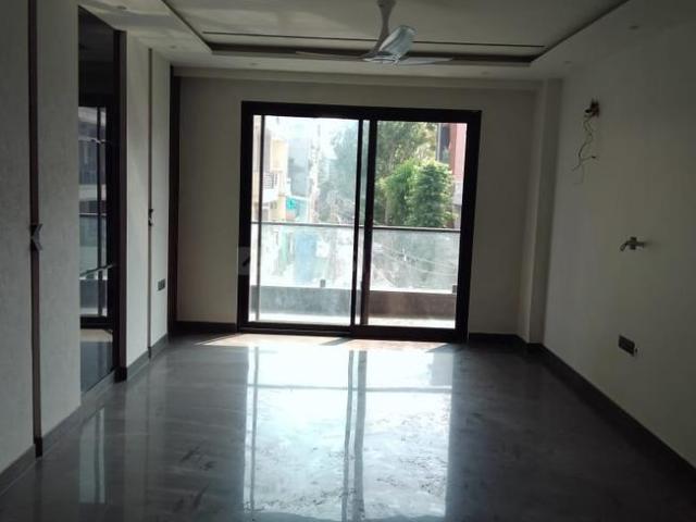 Flat for rent in West Delhi, Deri