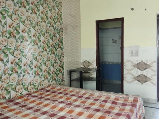 Flat for rent in West Delhi, Deri