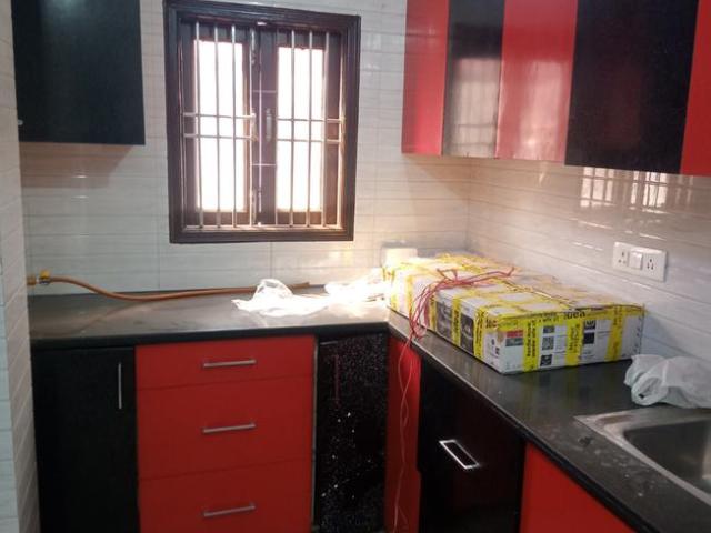 Flat for rent in West Delhi, Deri