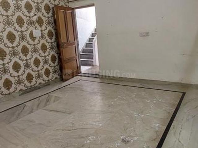 Flat for rent in West Delhi, Deri