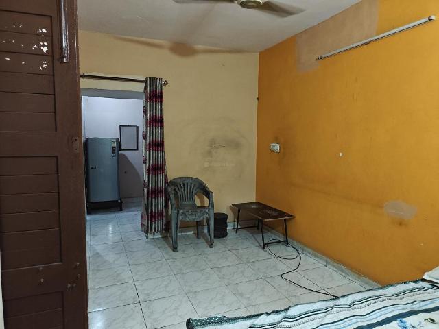Flat for rent in West Delhi, Deri