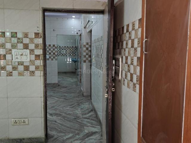 Flat for rent in West Delhi, Deri