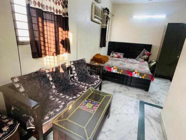 Flat for rent in West Delhi, Deri