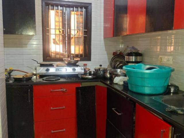 Flat for rent in West Delhi, Deri