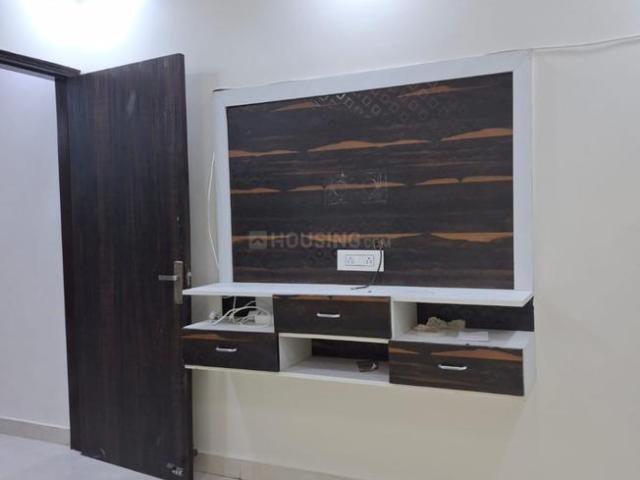 Flat for rent in West Delhi, Deri