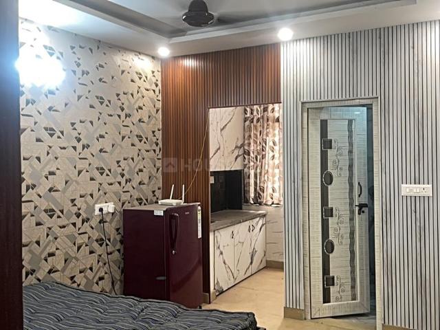 Flat for rent in West Delhi, Deri