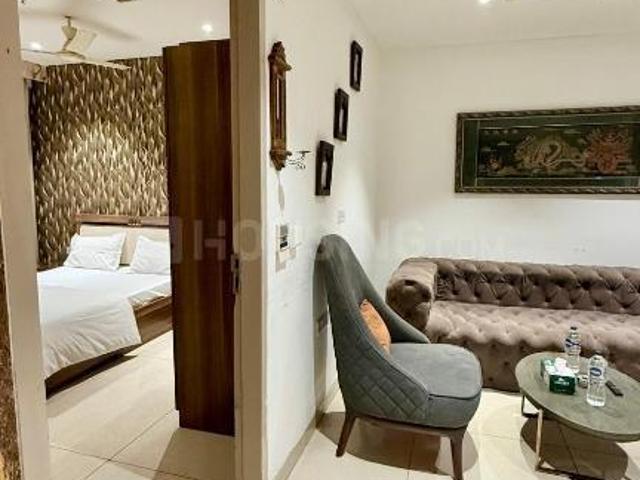Flat for rent in Calcutta, West Bengal