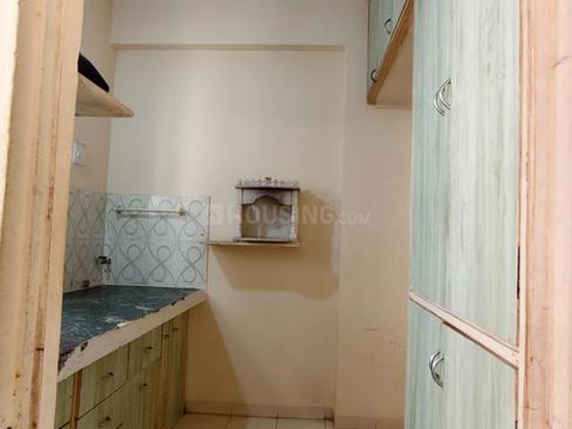 Flat for rent in Sarkhej, Gujarat