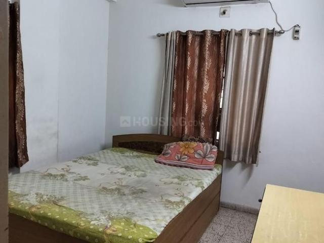 Flat for rent in Sarkhej, Gujarat