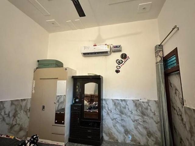 Flat for rent in Deri