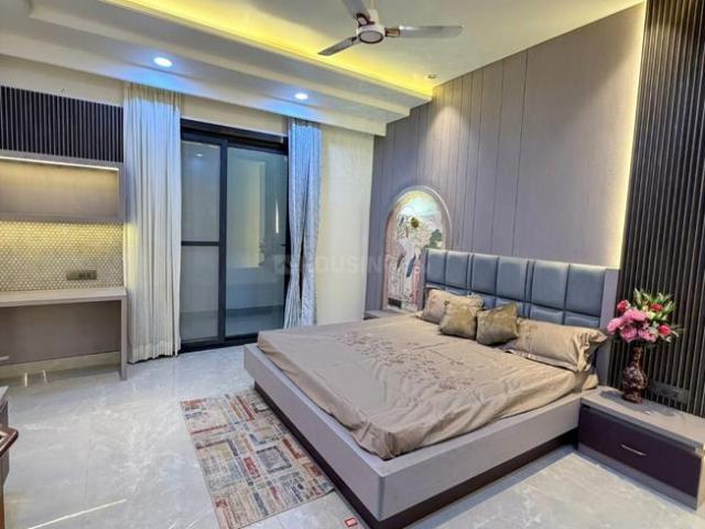 Flat for rent in Deri