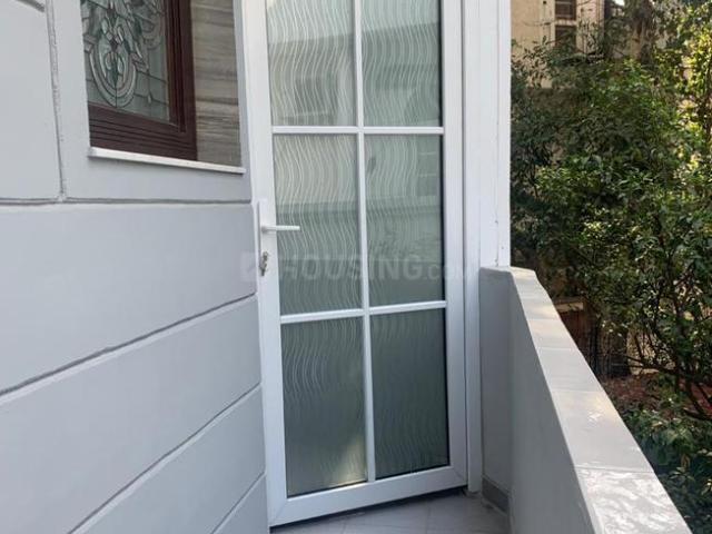 Flat for rent in South Delhi, Deri