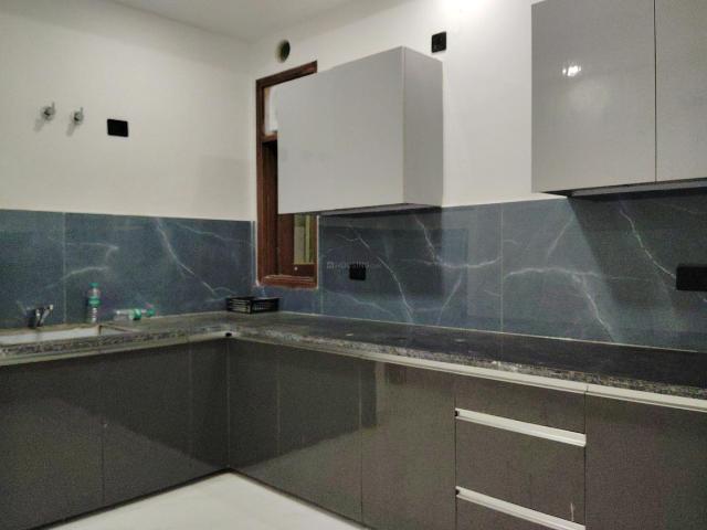 Flat for rent in South Delhi, Deri