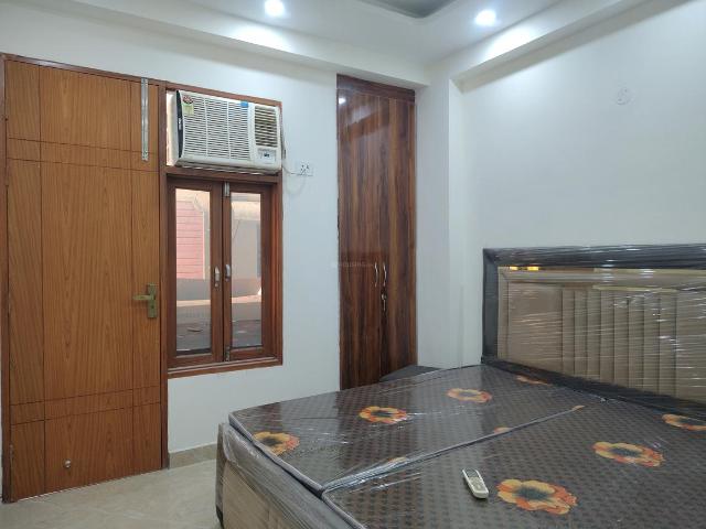 Flat for rent in South Delhi, Deri