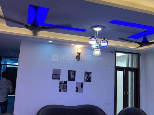 Flat for rent in South Delhi, Deri