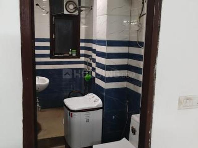 Flat for rent in South Delhi, Deri