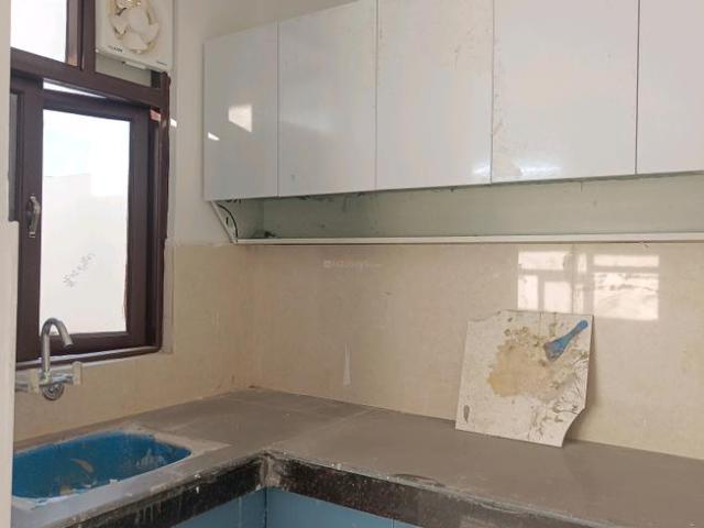Flat for rent in South Delhi, Deri