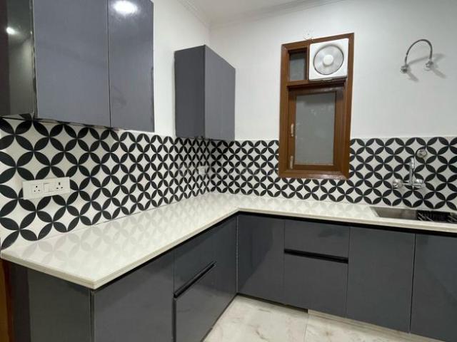 Flat for rent in South Delhi, Deri