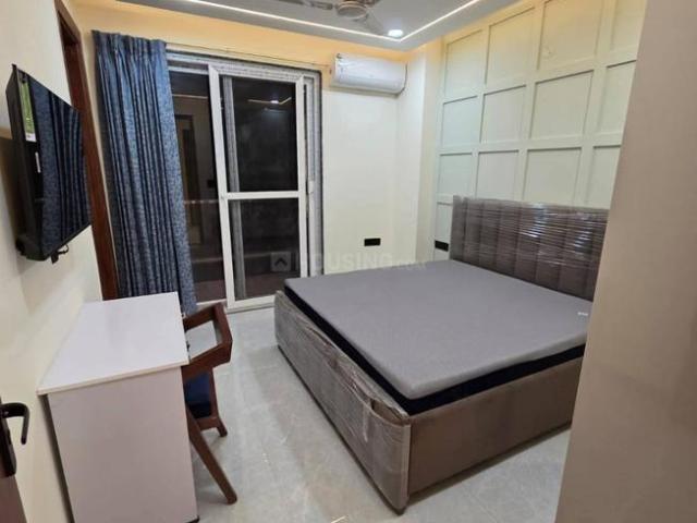 Flat for rent in South Delhi, Deri