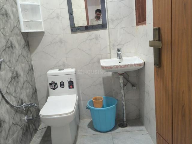 Flat for rent in South Delhi, Deri