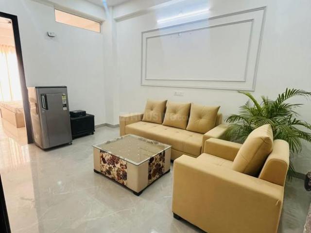 Flat for rent in South Delhi, Deri