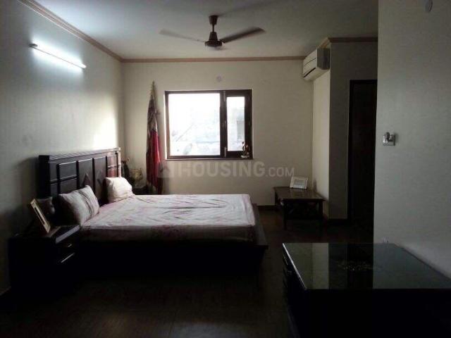 Flat for rent in Deri