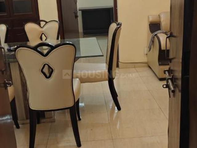 Flat for rent in Deri