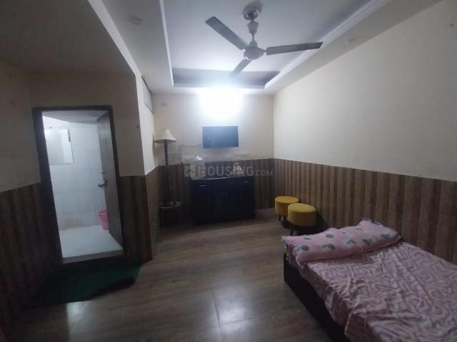 Flat for rent in Deri