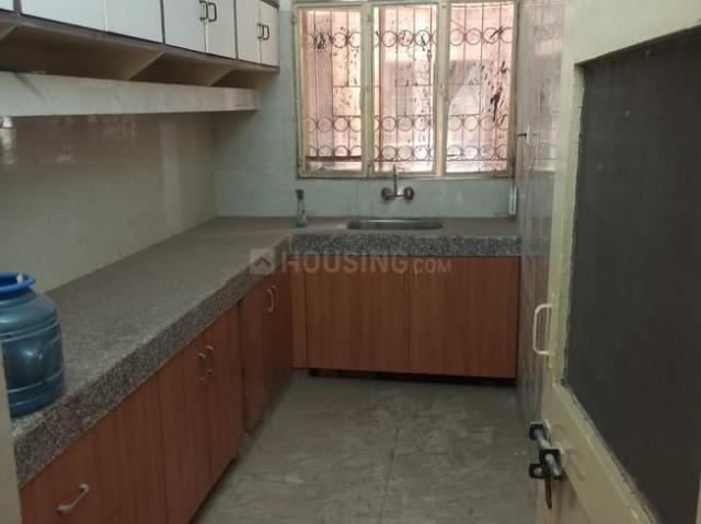 Flat for rent in Deri