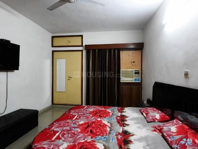Flat for rent in Deri