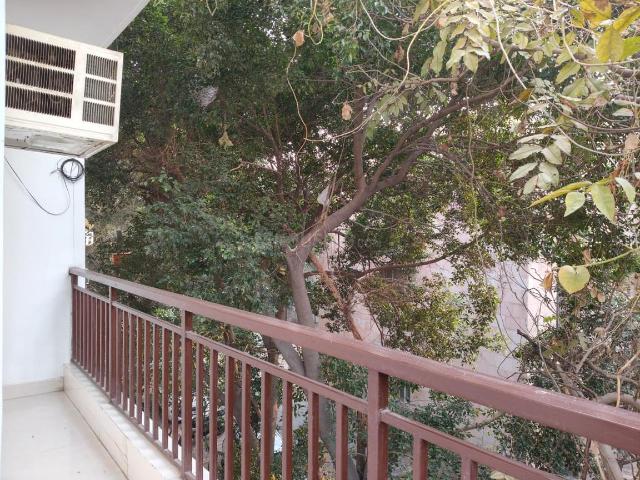 Flat for rent in Deri