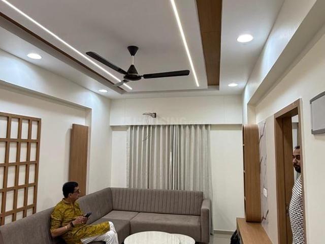 Flat for rent in Sarkhej, Gujarat