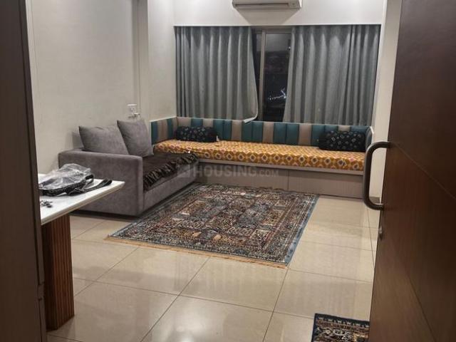 Flat for rent in Sarkhej, Gujarat