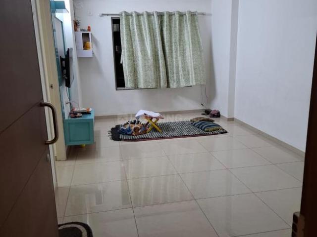 Flat for rent in Sarkhej, Gujarat