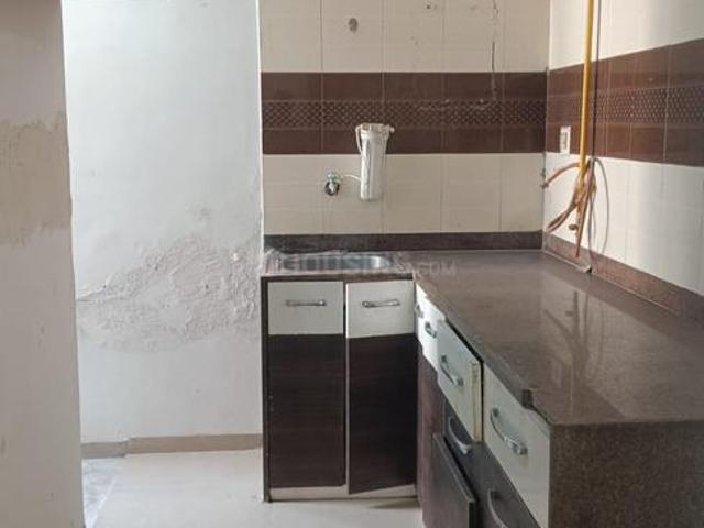 Flat for rent in Sarkhej, Gujarat
