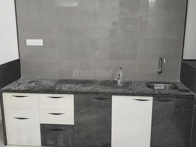 Flat for rent in Sarkhej, Gujarat