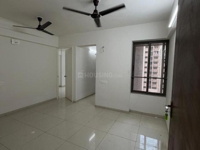 Flat for rent in Sarkhej, Gujarat