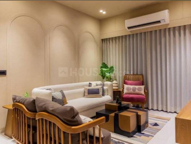 Flat for rent in Sarkhej, Gujarat