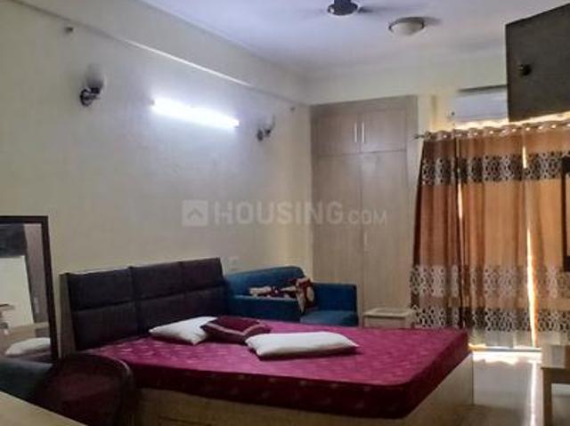 Flat for rent in Sector 137, Noida