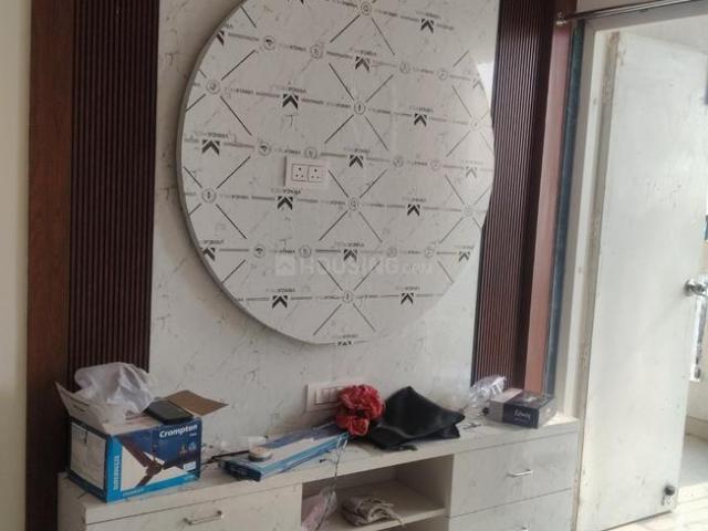 Flat for rent in South West Delhi, Deri