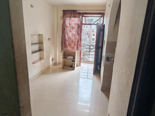 Flat for rent in South West Delhi, Deri