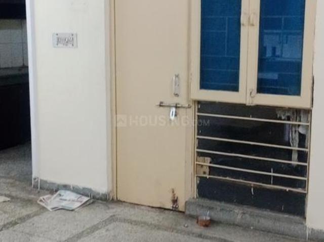 Flat for rent in South West Delhi, Deri