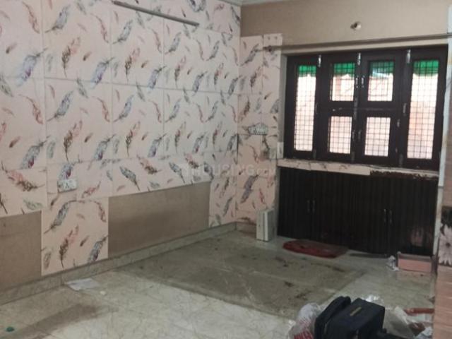 Flat for rent in North Delhi, Deri